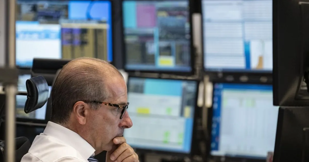 Cartel în sectorul derivatelor financiare. UE deschide o anchetă împotriva Nasdaq şi Deutsche Börse • Newsweek România