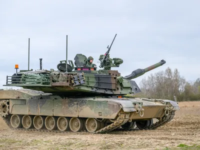 VIDEO Mai puternic, noul tanc Abrams al SUA va costa 24.000.000$. Poate ajunge la Armata Română? - Foto: Profimedia Images
