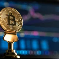 Bitcoin a depășit un nou prag istoric: +66.000 de dolari. / Foto: news.ro