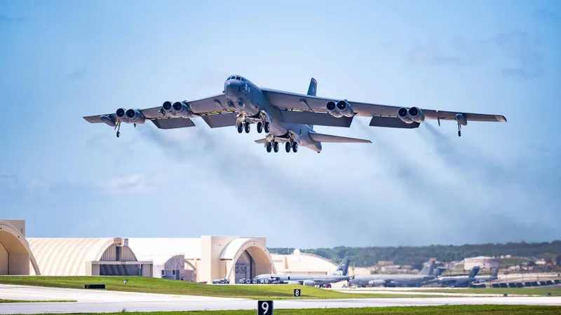Bombardiere nucleare B-52 ale SUA, desfășurate în Guam - Foto: Profimedia Images (imagine cu caracter ilustrativ)