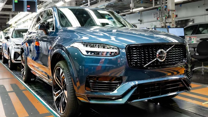 Adio, diesel! Ultima mașină Volvo cu motor pe motorină a părăsit linia de producție - Foto: Volvo