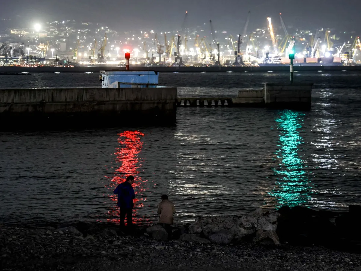 Ucraina atacă un terminal de petrol și o navă de război în Novorsiisk. A dat Franța o mână de ajutor?