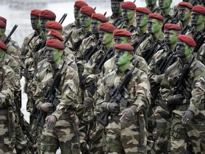 Militari francezi din Regimentul 13 Dragoni Parașutiști - Foto: Profimedia Images