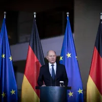 Scholz îl pune la zid pe JD Vance după declaraţiile sale pro-extrema dreaptă de la München - Foto: Profimedia images