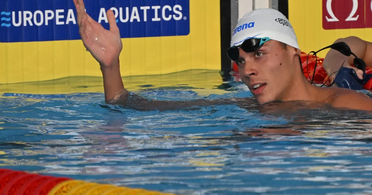 David Popovici, aur la 100 m liber la Europenele de natație de la Paris