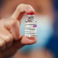 Doză de vaccin anti-coronavirus produs de compania AstraZeneca/FOTO: Getty