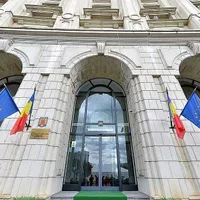 Românii pot cumpăra, de miercuri, titluri de stat Tezaur, cu dobânzi de până la 4,15% pe an/FOTO: Facebook/MinisterulFinantelor