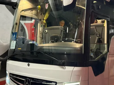 Mircea Lucescu, singur în autocar după Turcia - România 1-0. Avem selecționer pentru meciul cu Slovacia