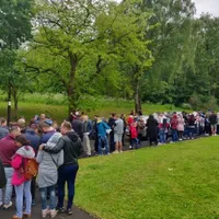 Cozi impresionante la vot în Birmingham. FOTO: Mihail Iordan