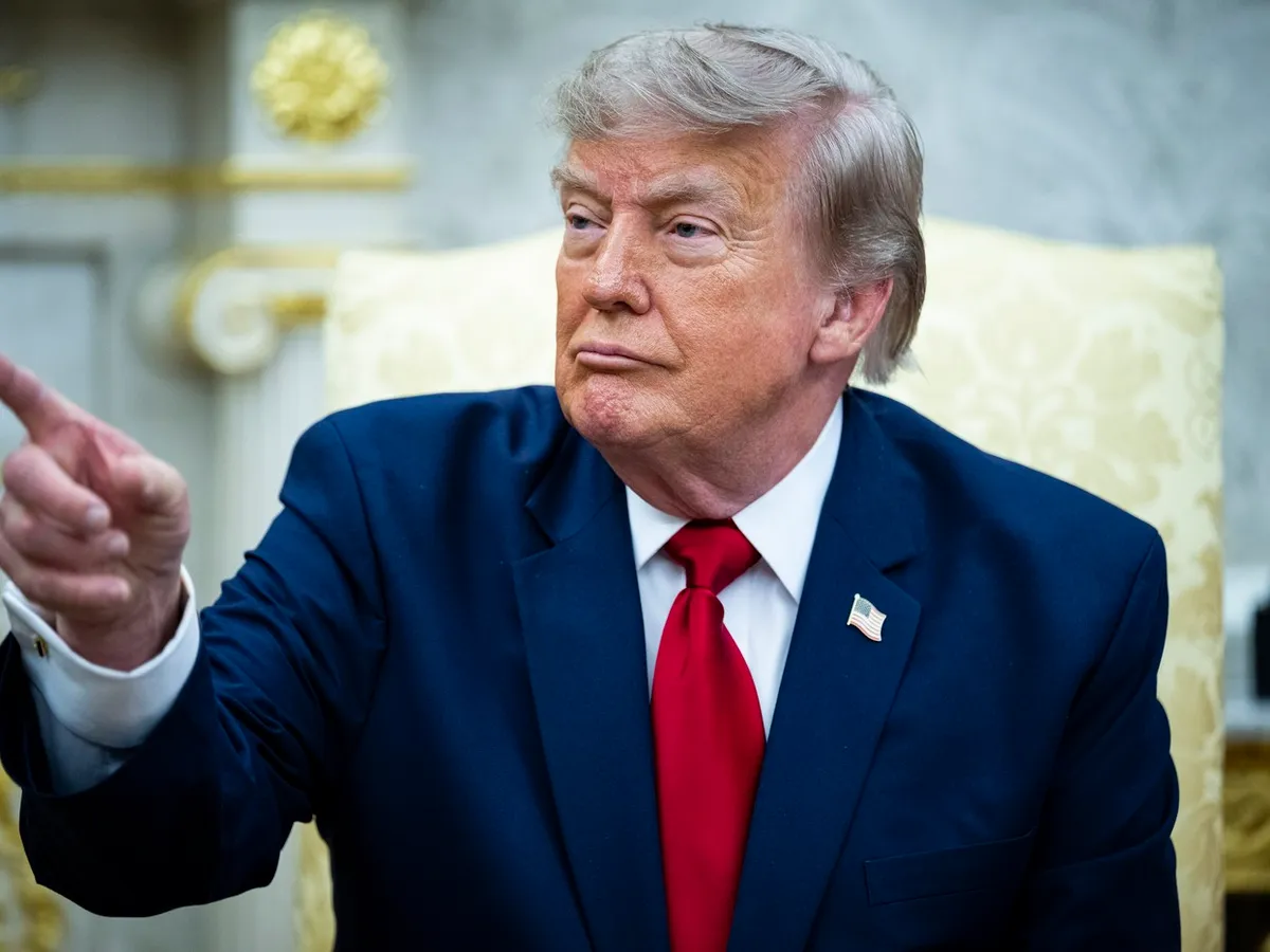 SUA bombardează din nou Iranul. Trump amenință: „Ajungeți la un acord sau n-o să mai aveți pe nimeni în viață"