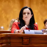 PENSIE INDEXATĂ Cu cât va crește punctul de referință de la 1 ianuarie? Cine ia bani mai mulți? foto: Facebook/Simona Bucura - Oprescu