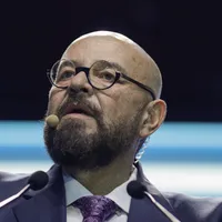 Piedone spulberă toate zvonurile: Mâine își depune candidatura la Primăra Capitalei - Foto: INQUAM Photos/ Octav Ganea