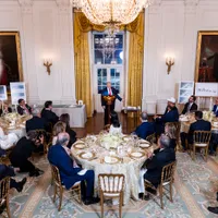 Donald Trump, la dineul pe care l-a dat pentru miliardarii donatori - Foto: Profimedia Images