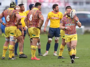 Flroin Surugiu (cu mingea în mână) a jucat împotriva Argentinei și în 2011 la Cupa Mondială din Noua Zeelandă Foto: INQUAM Photos/Ștefan Constantin