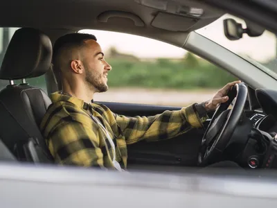 Amendă 1.620 lei dacă circuli cu permisiul de conducere expirat. Mai ești șofer sau stai acasă? - Foto: Freepik (Imagine cu rol ilustrativ)