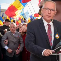 Prof. Moshe Groper, după ce Călin Georgescu s-a afișat cu un extremist: Idei ce otrăvesc valorile - Foto: Profimedia images