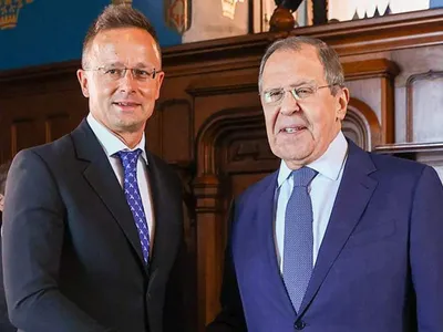 Maghiarul Peter Szijjártó şi rusul Serghei Lavrov, doi miniştri de Externe buni prieteni - Foto: Profimedia Images