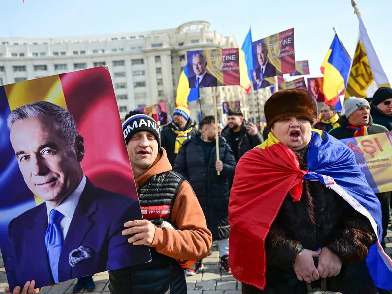 Călin Georgescu: „Analfabeții nu pot învăța pe alții alfabetul”. Votanții lui cred orice Fake news - Foto: Profimedia images