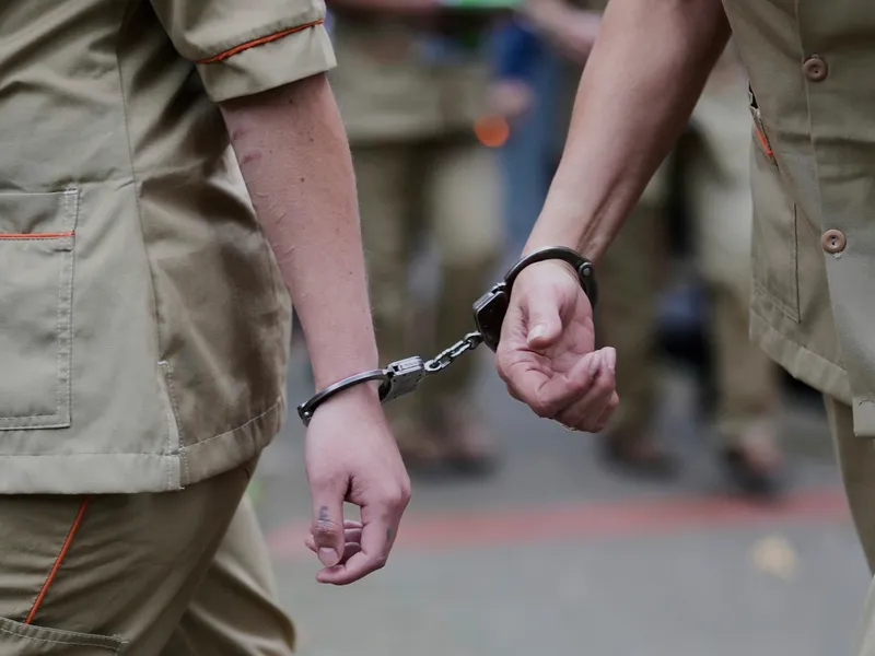 Cei patru bărbaţi din Teleorman care au răpit o tânără au fost arestaţi preventiv - Foto: Profimedia Images (Imagine cu rol ilustrativ)