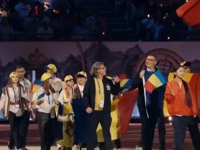 Victor Ponta a participat la deschiderea Jocurilor Nomade din Bișkek, unde în tribune a fost și Putin: „Nu am știut că va fi prezent”