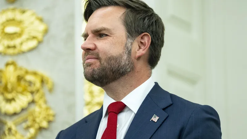 JD Vance spune că „pacea” din Ucraina presupune „compromisuri dureroase”: „Nimeni nu va fi fericit” - Foto: Profimedia images