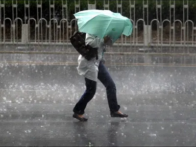 Vreme ploiasă, de 1 mai, în mai multe regiuni ale țării