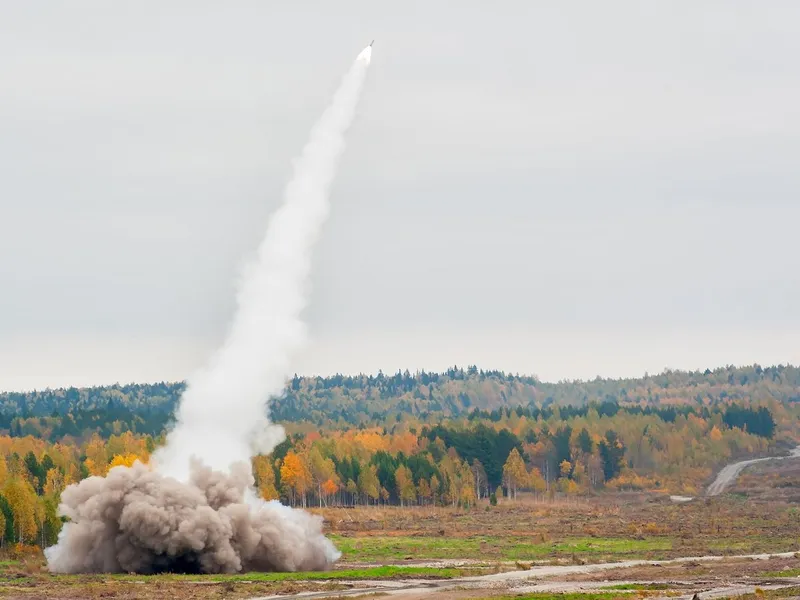 O rachetă care ar fi de origine rusească a intrat în spațiul aerian al unei țări NATO. A mers 40 km - Foto: Profimedia Images/ Imagine cu caracter ilustrativ