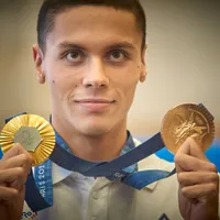 David Popovici scrie istorie. A fost nominalizat la titlul de cel mai bun înotător european din 2024 - Foto: Profimedia imges