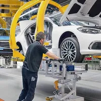 Fabrică Mercedes - Foto: Mercedes