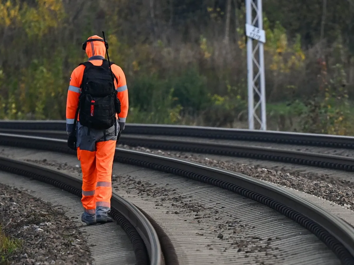 Fotografiile găsite la un spion rus înfățișau elemente-cheie ale infrastructurii feroviare - Foto: Profimedia Images (imagine cu  rol ilusstrativ)