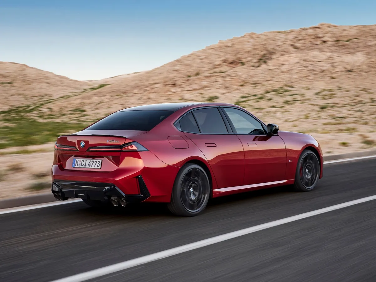 BMW M350 xDrive - Foto: BMW