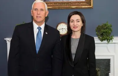 Vicepreședintele Statelor Unite, Mike Pence, s-a întâlnit miercuri cu prim-ministra Republicii Moldova, Maia Sandu și cu ministrul de Interne Andrei Năstase/Foto: Realitatea.net