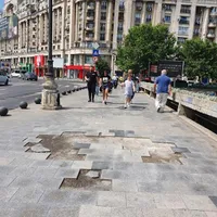 Trotuar la Piața Unirii/FOTO: hotnews.ro