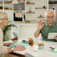 RECALCULARE Șeful Casei de pensii, contrazis de angajați săi: Care pensionari nu primesc decizii  - Foto: Freepik