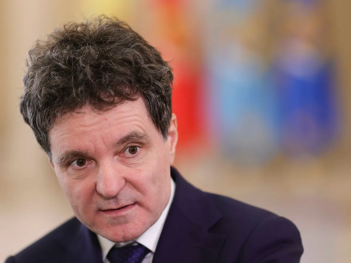 Cum vrea Nicușor Dan să rezolve criza politică dintre PNL și PSD. Ce rol vrea să joace?