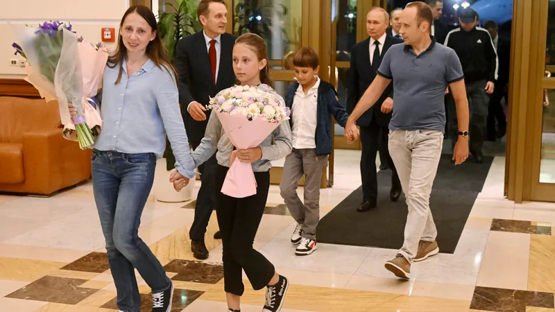 Spionajul lui Putin: Copiii returnați în schimbul de prizonieri nu știau că sunt ruși - Foto: Profimedia Images (imagine cu caracter ilustrativ)