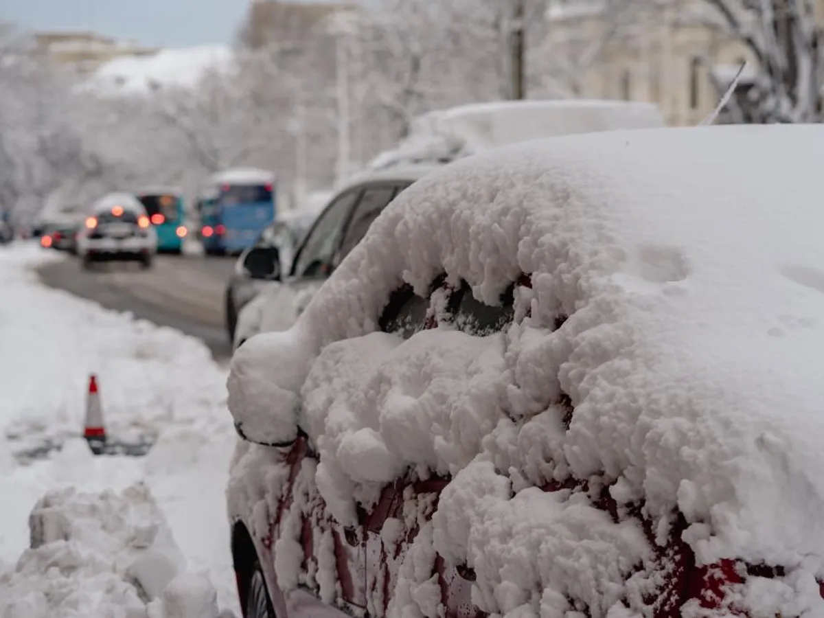 METEO La mijloc de aprilie, vreme a luat-o razna. Ninsori și viscol ca în plină iarnă. Ce urmează? - Foto: Arhiva (imagine cu rol ilustrativ)