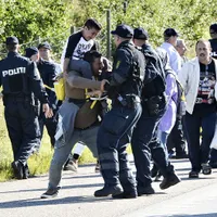 Suedia propune noi reguli pentru expulzarea migranților necivilizați. Respecți Legea sau ești exclus - Foto: Profimedia images