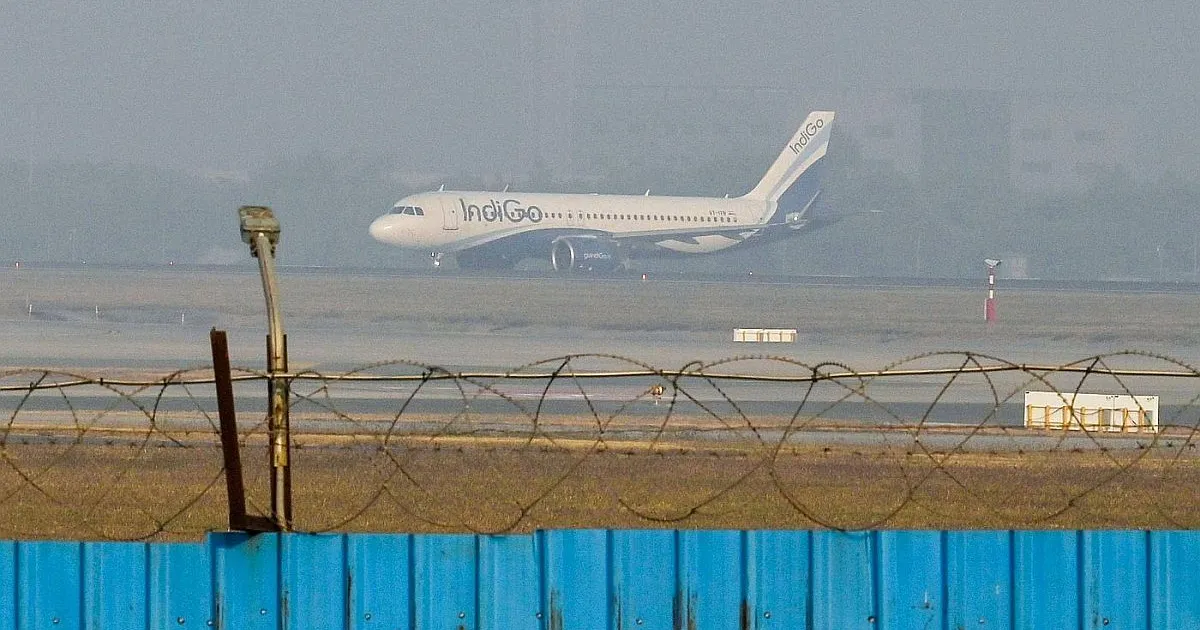 IndiGo, cea mai mare companie aeriană din India, intră în haos, anulând peste 1.000 de zboruri • Newsweek România
