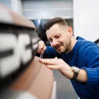 Povestea românului care a desenat Dacia Bigster: Întâi a fost designer de amenajări interioare - Foto: Dacia