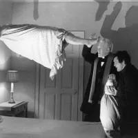 Cele mai sinistre exorcizări din lume care au inspirat filmele horror. Preotul cu fața la diavol - Foto: Profimedia images