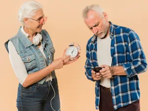 Casa de Pensii avertizează pensionarii care iau, azi, pensie pe card: Când pot să meargă la bancomat Foto: Freepik (fotografie cu caracter ilustrativ)