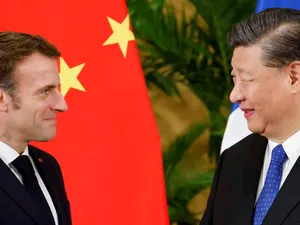 Macron îi cere lui Xi să facă tot posibilul pentru a-l aduce pe Putin la masa negocierilor - FOTO: Profimedia