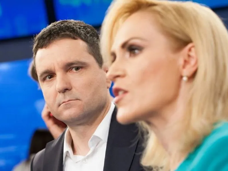 Nicușor Dan (susținut de USR-PLUS și PNL) și Gabriela Firea (PSD) se bat pentru Primăria Capitalei. Sursa foto: republica.ro