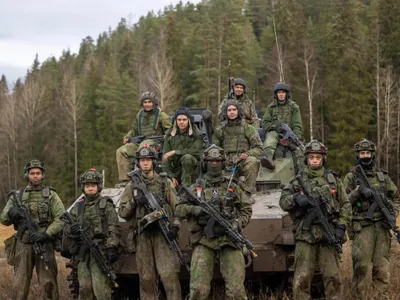 De frica Rusiei, o țară din Europa creşte limita de vârstă pentru militarii rezervişti la 65 de ani - Foto: X / @TallbarFIN