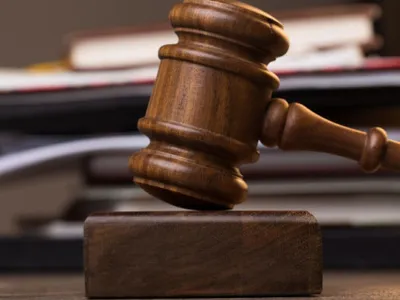 Guvernul cumpără robe pentru magistrații de la ÎCCJ. Cât costă un „costum” de judecător