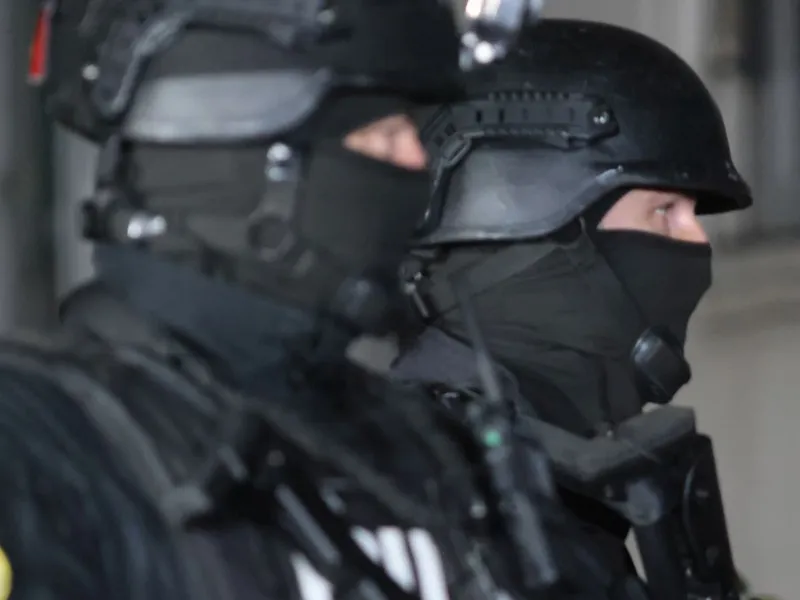 Dosar de lipsire de libertate, şantaj, distrugere şi ameninţare la un inspector Salubritate Sector 3 - Foto: INQUAM PHOTOS/George Călin