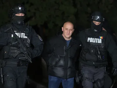 Potra, omul lui Călin Georgescu. Alimentează Arrica cu mercenari. Apără un prședinte și îl trădează - Foto: INQAUM PHOTOS / Călin George