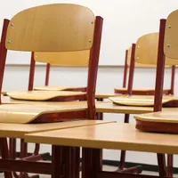 Patru școli din Timișoara trec în online din cauza frigului din clase/FOTO: Pixabay