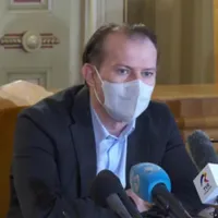 În cadrul vizitei de la Craiova, premierul a vorbit despre locurile libere de la ATI/FOTO: Faceboo/Guvernul României (captură)